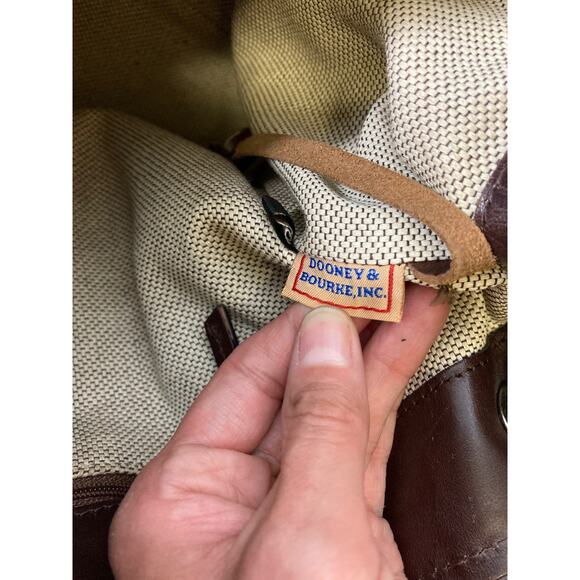 DOONEY & BOURKE LARGE BLACK LEATHER DRAWSTRING SHOULDER BAG - Picture 15 of 16